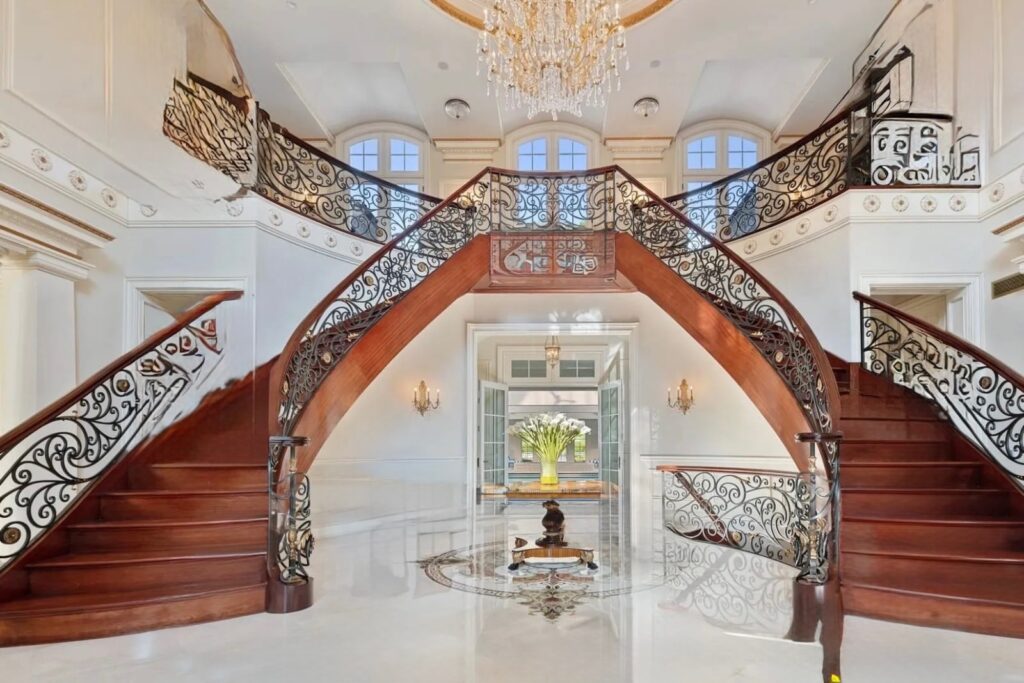 Image gallery image